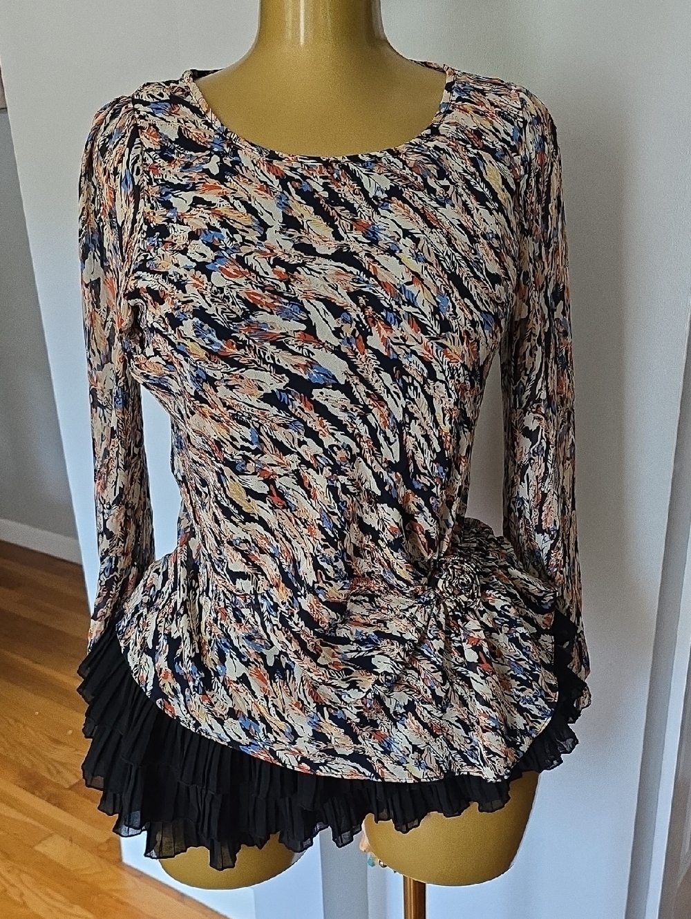Women’s Multicolor Long-Sleeve Printed Peplum Top